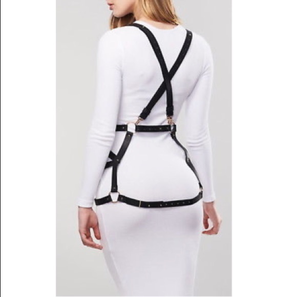 NWT/Sealed Box BIJOUX INDISCRETS MAZE ARROW DRESS HARNESS - One Size - Picture 4 of 8